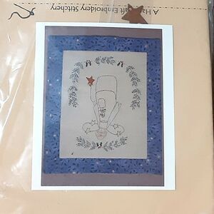 Attic heirlooms handcraft embroidery stitchery kit Christmas angel